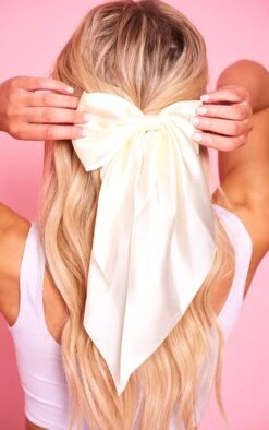 Prettylittlething Cream Hair Clip Oversized Bow