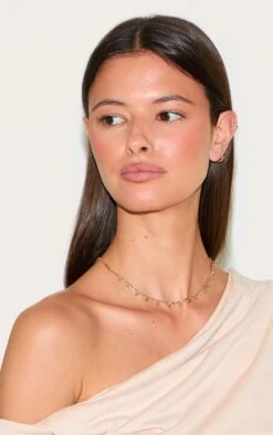 PrettyLittleThing Gold Recycled Steel Trim Choker Necklace - Adjustable Lobster Clasp 5 PrettyLittleThing Gold Recycled Steel Trim Choker Necklace - Adjustable Lobster Clasp -FRAME Clothing Shop 08a8e1d641a1fe8236a5d0c741df2ad6bb46c241 CNL8131 3 gold circle trim necklace