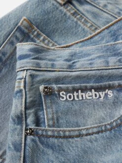 The Sotheby's Vertical Jean -- Estate -FRAME Clothing Shop 1005SB210 ESTA FABRICDETAIL jeans texture detail image
