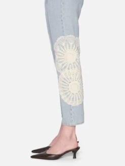 The Crochet Vertical Crop -- Wisp -FRAME Clothing Shop 1010CR105 WISP 01908 jeans hem detail image