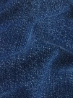 The Straight Trouser -- Foxley 13 The Straight Trouser -- Foxley -FRAME Clothing Shop 1026814 FOXL FABRICDETAIL jeans texture detail image