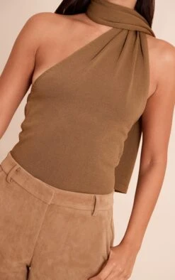 Prettylittlething Khaki Scarf Neck Detail Sleeveless Knitted Top -FRAME Clothing Shop 14a36c12ba630de5080b0c098a844e94701182ed CNO6648 4 khaki scarf neck detail sleeveless knitted top