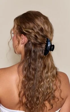 Prettylittlething PLT Branded Claw Clip