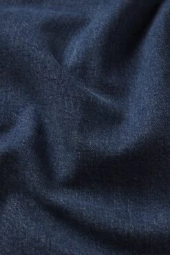 The Wide -- Archie 11 The Wide -- Archie -FRAME Clothing Shop 2001889 ARCI FABRICDETAIL jeans texture detail image