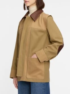 The Chore Jacket -- Khaki 12 The Chore Jacket -- Khaki -FRAME Clothing Shop 2019210 GALT WF25WJA009 KHAK 2715 jacket side angle image