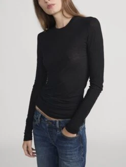 The Ghost Tunic -- Black -FRAME Clothing Shop 2055210 TLAT WP26JTE017 BLK WP26ABT009 BLK 2018 top side angle image