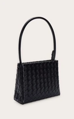 PrettyLittleThing Black Woven Structured Mini Shoulder Bag with Gold Hardware 7 PrettyLittleThing Black Woven Structured Mini Shoulder Bag with Gold Hardware -FRAME Clothing Shop 23fb277dcf5182ce357bf84a72e140b5ac0f23a4 CNN2833 3 black weave structured mini shoulder bag