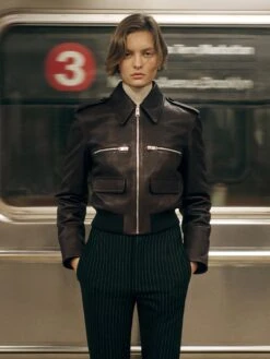 The Aviator Jacket -- Americano -FRAME Clothing Shop 250818 FRAME MORGANPILCHER L9 046 final The Aviator Jacket Editorial