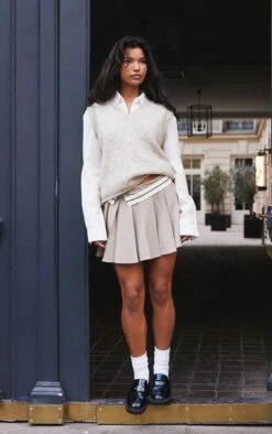 Prettylittlething Grey Marl Knit Sweater Vest -FRAME Clothing Shop 26deab3e10231af7b79232b956339a846377414c cnj1286 3