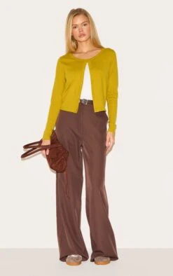 Prettylittlething Olive Basic Fine Knit Button Up Cardigan -FRAME Clothing Shop 28ec34a6b57607835a6ff58aae865ea23cd9c091 CNL3861 3 olive basic fine knit button up cardigan