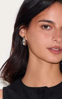 Prettylittlething Silver Tear Drop Mini Statement Earrings