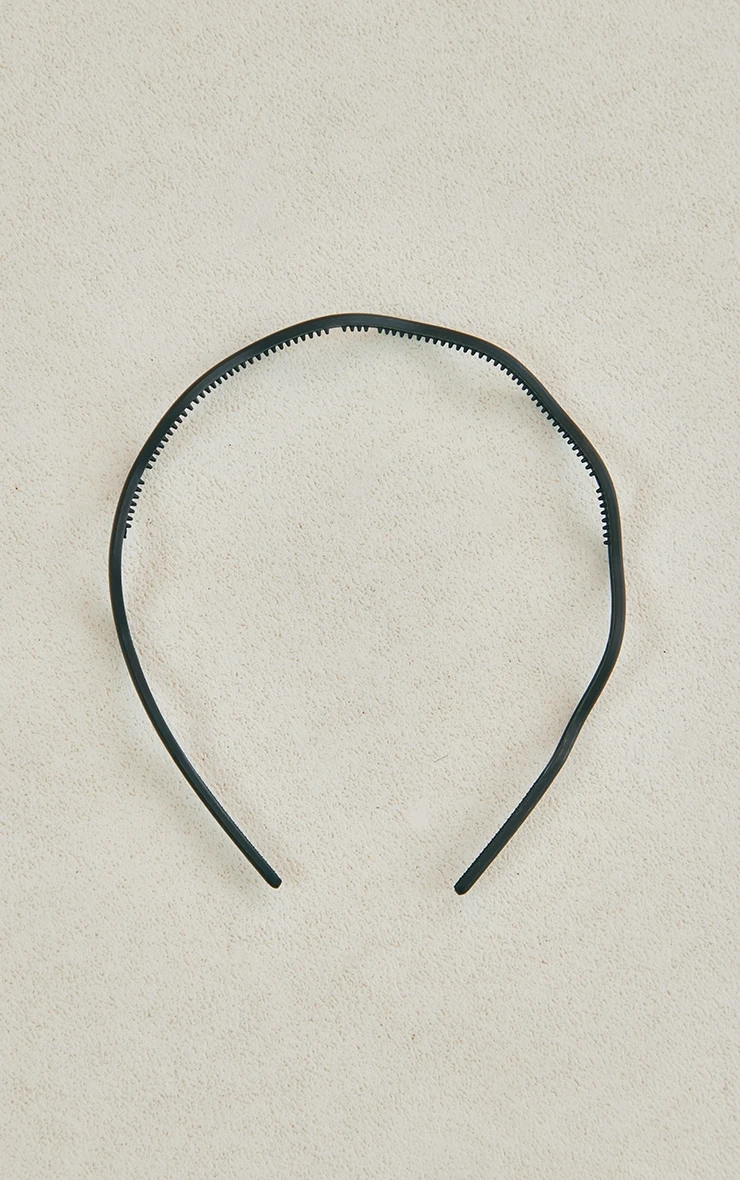 Prettylittlething Black Zig Zag Grip Headband 2 Prettylittlething Black Zig Zag Grip Headband - Image 2