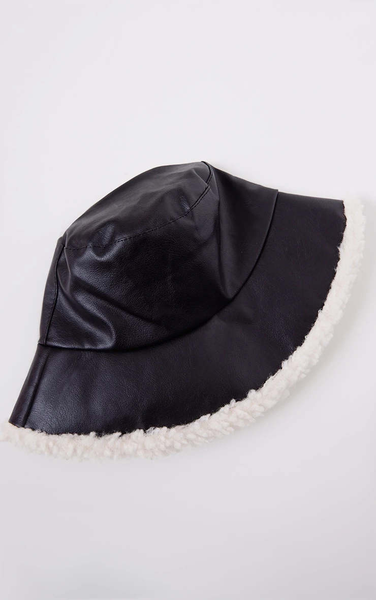 Prettylittlething Black Fluffy Large Bucket Hat 2 Prettylittlething Black Fluffy Large Bucket Hat - Image 2