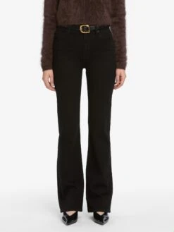 The Arrow -- Black -FRAME Clothing Shop 3004893 BLK WF25KSW046 CFFE WF25ABT008 ELK 8235 V2 jeans front image primary image override