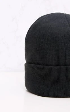 Prettylittlething Black Beanie Hat 7 Prettylittlething Black Beanie Hat -FRAME Clothing Shop 306d8081f9272c53a53c5a9012ec978da1cfbf13 CLT2186 4