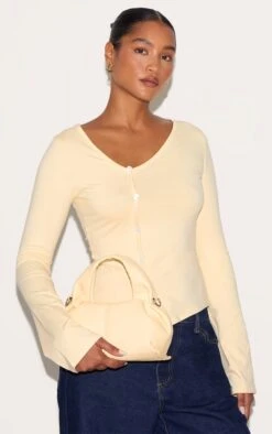 PrettyLittleThing Butter Cream Slouchy Mini PU Handbag – Chic Off-Duty Shoulder Bag 9 PrettyLittleThing Butter Cream Slouchy Mini PU Handbag – Chic Off-Duty Shoulder Bag -FRAME Clothing Shop 3a4b4aba3e16130c648b4c6544b9b611bc9344d6 CNM3898 5 butter cream slouchy mini pu handbag