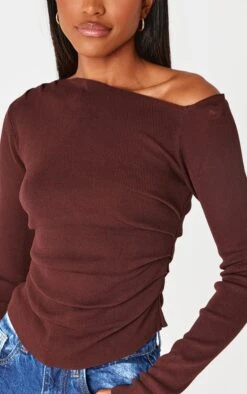 PrettyLittleThing Chocolate Fine Knit Asymmetric Bardot Top – Deconstructed Gauze Knitwear 8 PrettyLittleThing Chocolate Fine Knit Asymmetric Bardot Top – Deconstructed Gauze Knitwear -FRAME Clothing Shop 3e4fad955d68774431fa300c9496d3285498f676 cnl3343 4