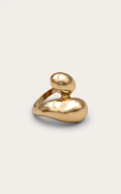 Prettylittlething Gold Chunky Swirl Statement Ring