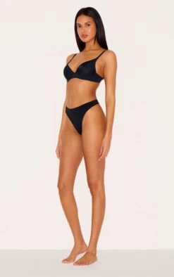 Prettylittlething Black Scoop Cupped Underwired Bra 7 Prettylittlething Black Scoop Cupped Underwired Bra -FRAME Clothing Shop 55695fcf5f303e7b6fe1663de11506fea4716442 CNL6122 3 black scoop cupped underwired bra