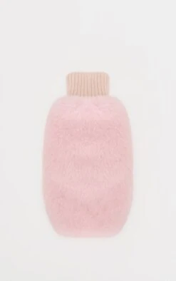 Prettylittlething Pink Faux Fur Soft Knit Mittens -FRAME Clothing Shop 5b036c5a84344a18a5f22e72d82017e50f4b0709 cnk6659 3