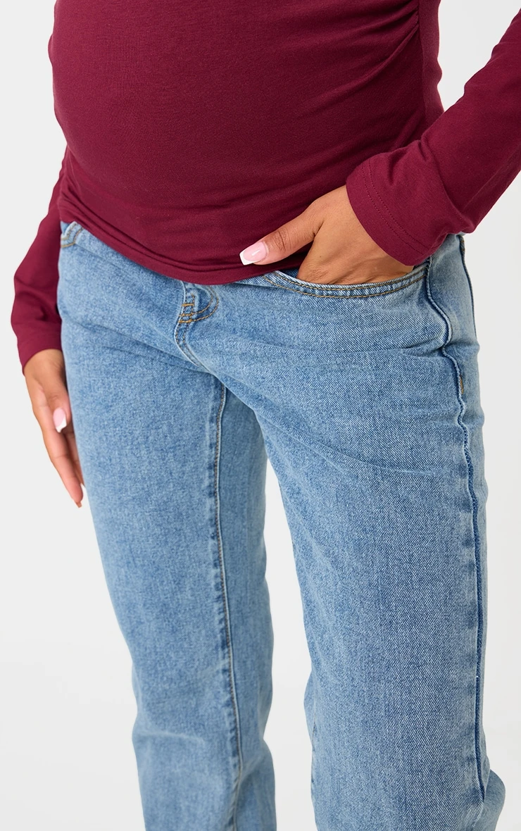 Prettylittlething Maternity Light Blue Wash Long Leg Straight Jeans 4 Prettylittlething Maternity Light Blue Wash Long Leg Straight Jeans - Image 4