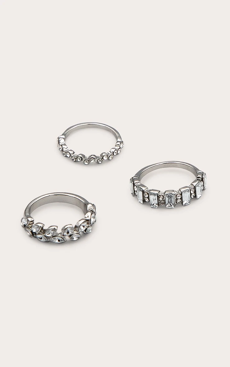 PrettyLittleThing Silver Diamante Baguette 3 Pack Ring Set - Stackable Crystal Bands 1 PrettyLittleThing Silver Diamante Baguette 3 Pack Ring Set - Stackable Crystal Bands