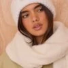 PrettyLittleThing Cream Fluffy Chunky Rib Knit – Soft Folded Cuff Winter Beanie