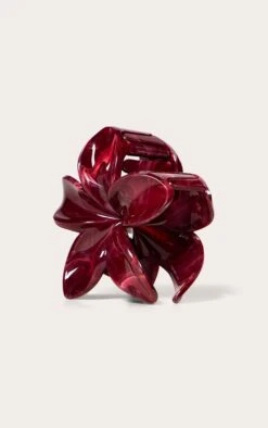 Prettylittlething Burgundy Lily Flower Hair Clip -FRAME Clothing Shop 6fe4eda2d8c6f25661930a1600c5c62f5e5d5cd9 CNN3335 3 burgundy lily flower hair clip