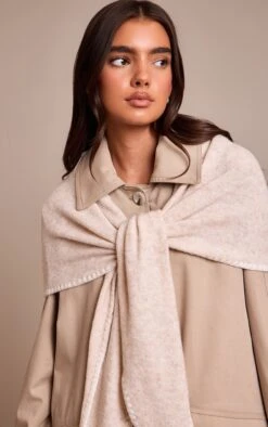 Prettylittlething Oatmeal Knit Contrast Tassel Shawl