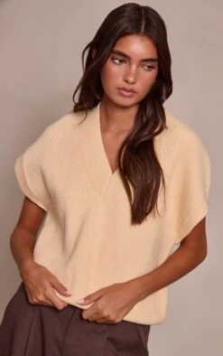 Buttercream Sleeveless Knit Sweater 8 Buttercream Sleeveless Knit Sweater -FRAME Clothing Shop 76d44ad46106bc40b10286679b47ac781c450359 CNN9617 4 buttercream sleeveless knit jumper