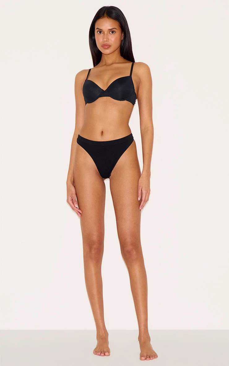 Prettylittlething Black Underwired T-Shirt Bra 3 Prettylittlething Black Underwired T-Shirt Bra - Image 3