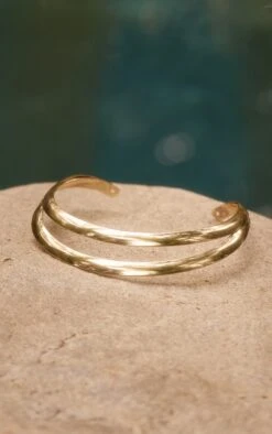 PrettyLittleThing Gold Recycled Steel Double Layered Minimalist Choker -FRAME Clothing Shop 8ca14fd999b16318b178d579627cf89c61a17b1e cni4525 3