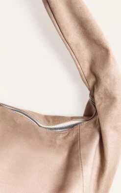 Prettylittlething Mink Oversized Faux Suede Tote -FRAME Clothing Shop 925cc5a97cc94f7eb2e51c7fb77f2af6288045c5 CNL6647 4 mink oversized faux suede tote