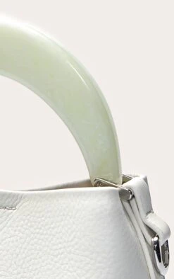 Cream Patent PU Bucket Bag with Glossy Resin Handle – Modern Handbag -FRAME Clothing Shop 96f26f9863bcf3c7c1845ca59a308e15f70205e1 CNO2101 5 cream resin handle bucket bag