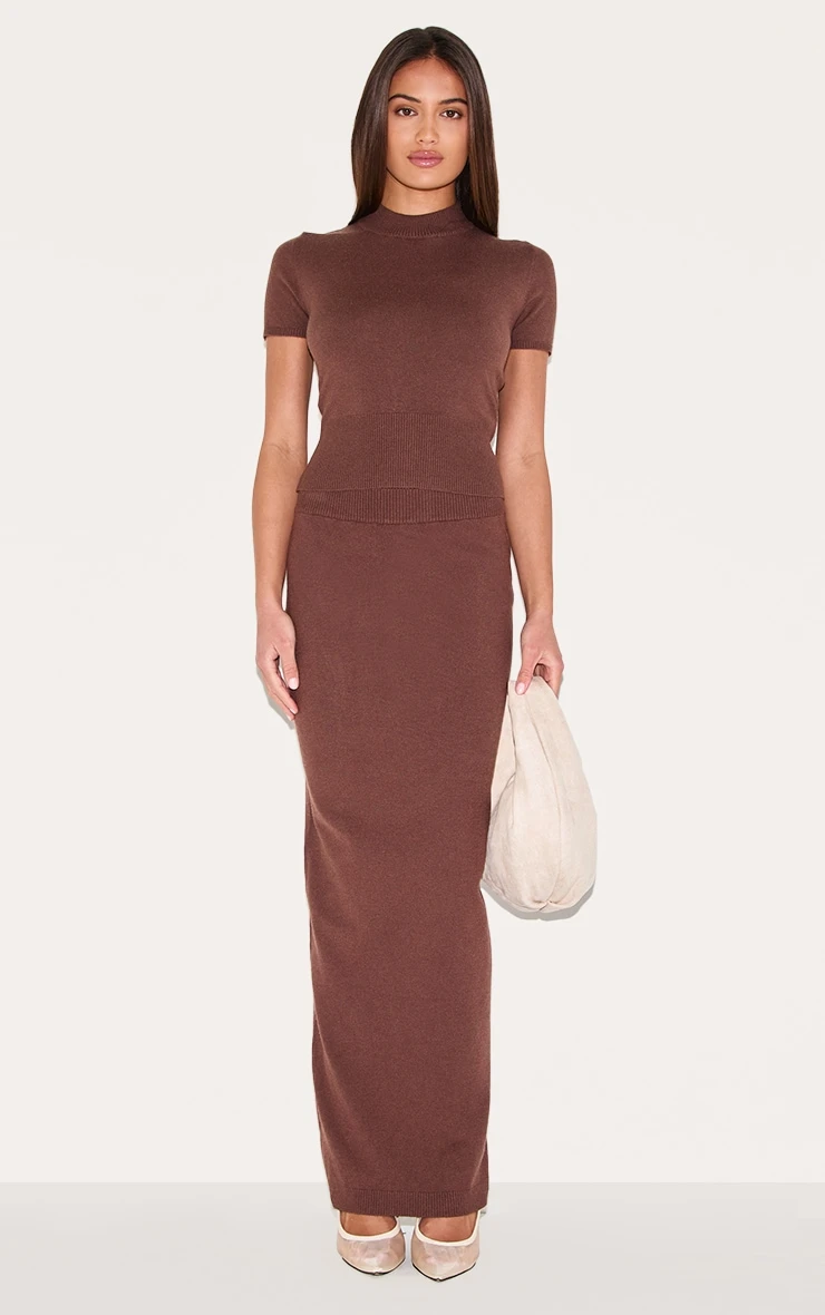 PrettyLittleThing Chocolate Brown Basic Knit Maxi Skirt – High-Waisted Floor-Length Skirt 1 PrettyLittleThing Chocolate Brown Basic Knit Maxi Skirt – High-Waisted Floor-Length Skirt