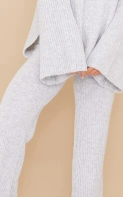 Prettylittlething Grey Luxe Rib Knit Wide Leg Pants -FRAME Clothing Shop 98ba732d2597652d18da5e00f319041e488fe4bd cmz1687 4