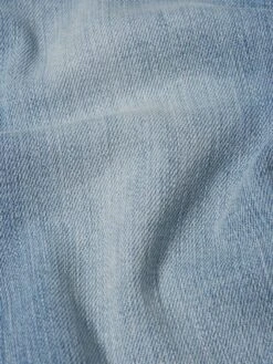 L'Homme Slim -- Scorch -FRAME Clothing Shop LMH691 SRCH FABRICDETAIL jeans texture detail image