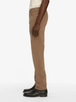 FRAME L'Homme Slim Brushed Twill - Latte Brown Men's Slim Fit Tapered Trousers -FRAME Clothing Shop LMH870 LTBR 0370 jeans side detail image