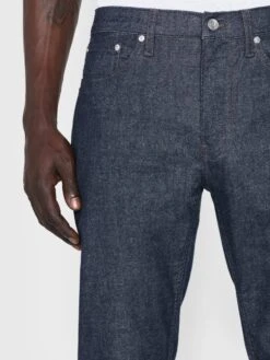 Flannel Modern Straight -- Martino -FRAME Clothing Shop LMSST223 MART 0213 jeans front detail image