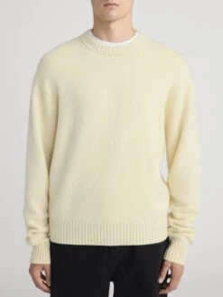 Premium 100% Cashmere Crewneck Sweater in Pale Yellow – Classic Fit Ribbed Detail Knit -FRAME Clothing Shop LMSW0156 PYLW 1423 sweater front image