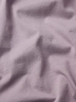 Frame Logo Tee in Old Lavender – Back Embroidered Standard Fit Cotton Crewneck -FRAME Clothing Shop LMTS0393 OLLV FABRICDETAIL