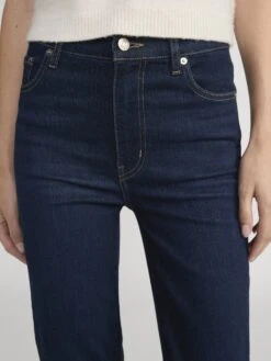 Le Sleek Straight -- Fairway -FRAME Clothing Shop LSLS814 FRWY 2728 jeans front detail image