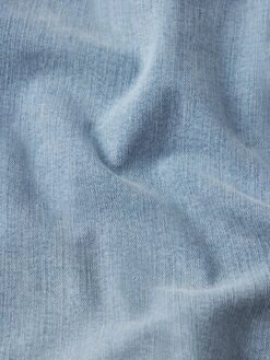 Le Slim Palazzo Crop -- Tribute Raw Fray -FRAME Clothing Shop LSPCRF814Z TBRF FABRICDETAIL jeans texture detail image