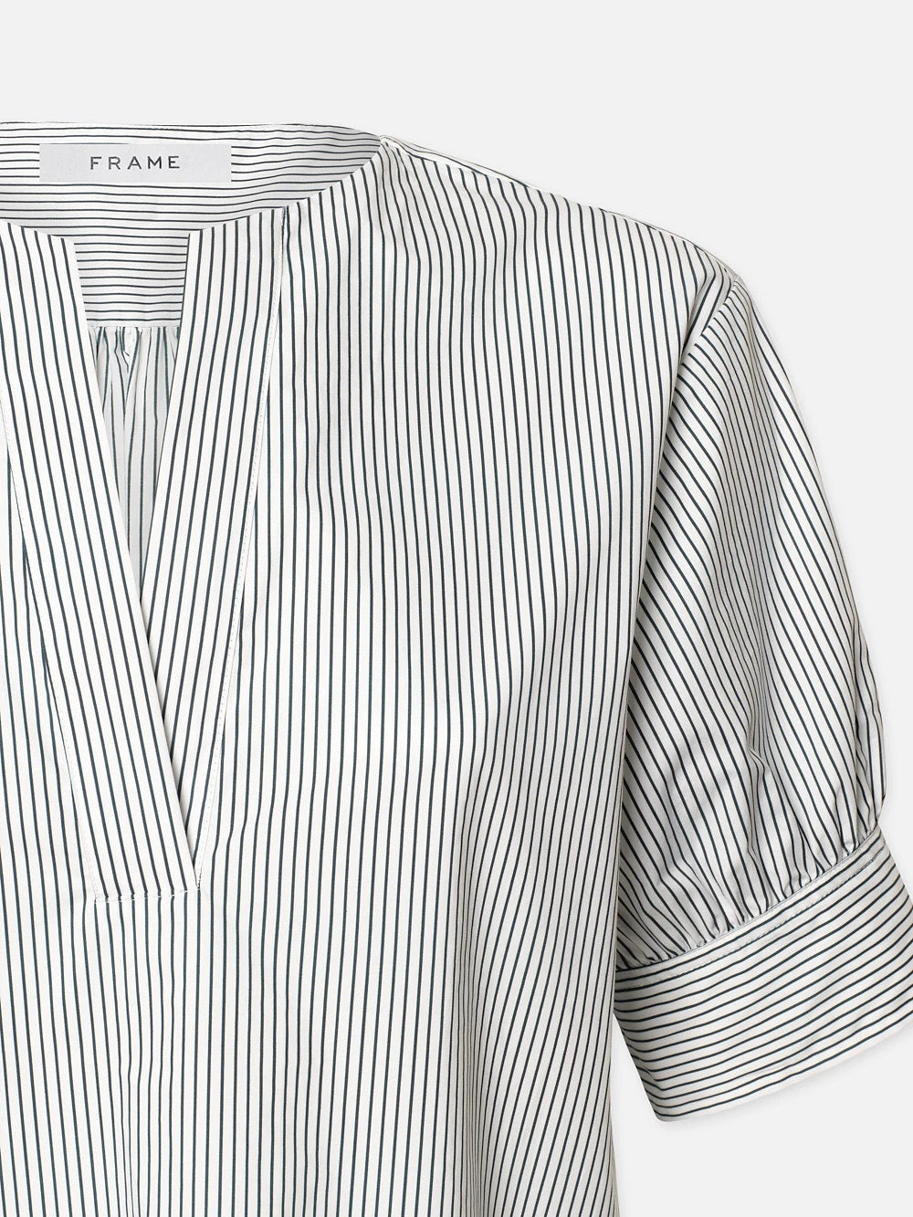 V-Neck Popover Top -- Navy Multi 3 V-Neck Popover Top -- Navy Multi - Image 3