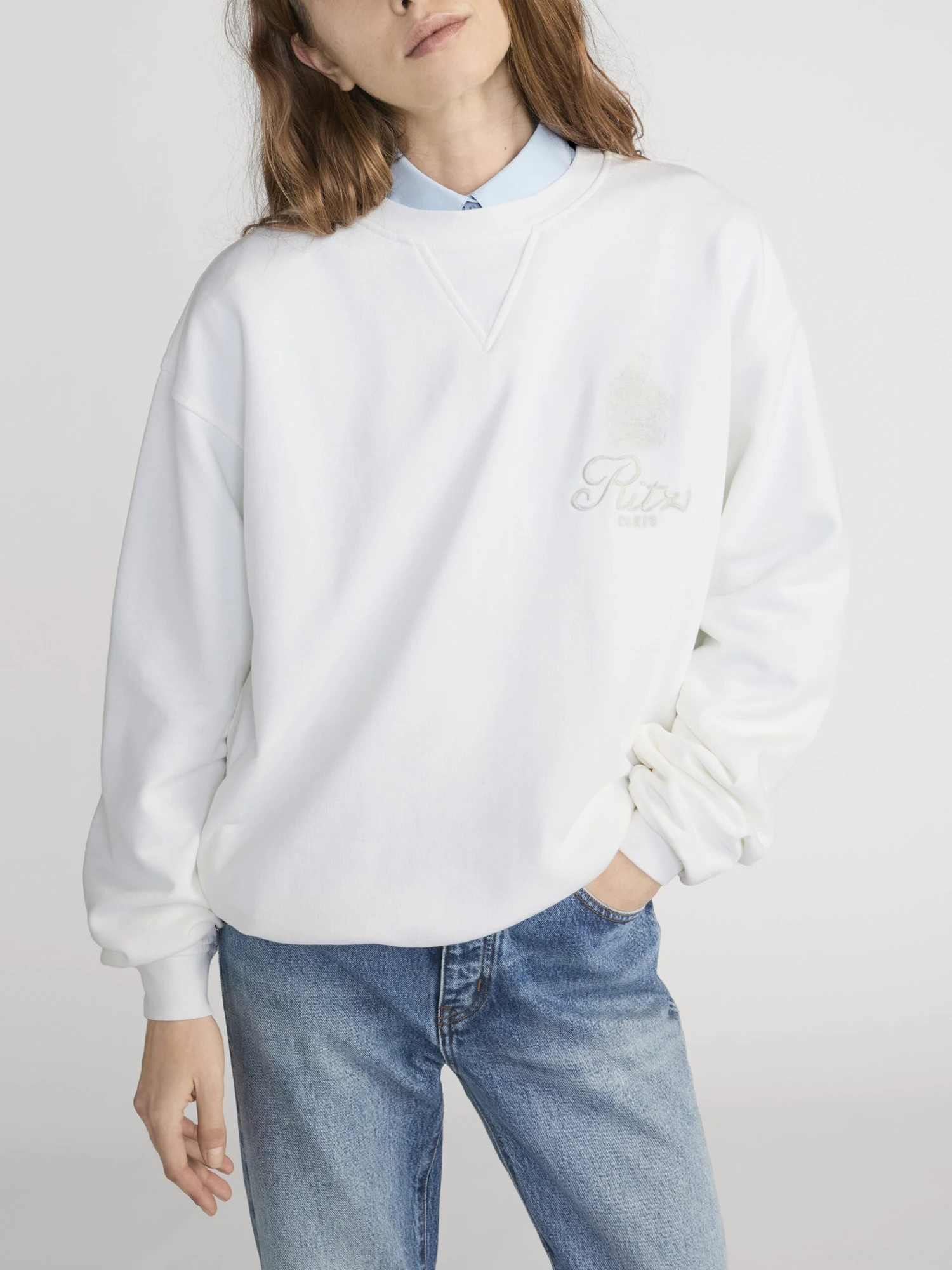 Ritz Paris Cream Tonal Logo & Crest – Luxe Cotton-Blend Crewneck Sweatshirt 3 Ritz Paris Cream Tonal Logo & Crest – Luxe Cotton-Blend Crewneck Sweatshirt - Image 3