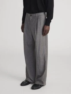 Wide Leg Flannel Trousers -- Light Taupe 10 Wide Leg Flannel Trousers -- Light Taupe -FRAME Clothing Shop MP26WPA004 LTTP MP26WBZ003 LTTP 0690 5009984a 0d40 4623 8878 969ef2923ece pants side angle image