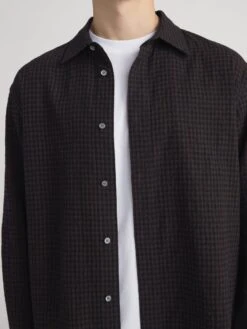 Navy Blue Checkered Cotton-Wool Blend – Classic Pointed Collar Button-Down Shirt 10 Navy Blue Checkered Cotton-Wool Blend – Classic Pointed Collar Button-Down Shirt -FRAME Clothing Shop MP26WSH004 NACH 1013 shirt front detail image