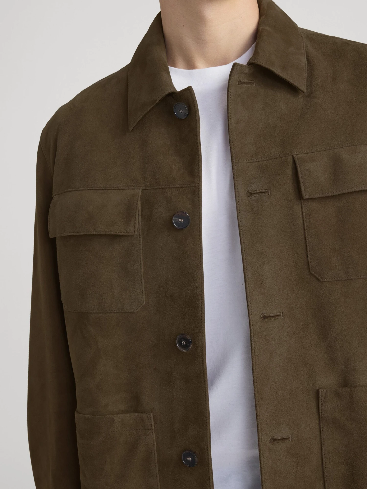 Men's Caramel Suede Chore Coat – Four-Pocket Workwear Jacket with Pointed Collar 4 Men's Caramel Suede Chore Coat – Four-Pocket Workwear Jacket with Pointed Collar - Image 4