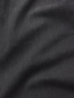 Le Palazzo Crop -- Broken -FRAME Clothing Shop OPLPPC292 BRKNLEPALAZZOCROPcc jeans texture detail image