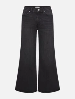 Le Palazzo Crop -- Broken